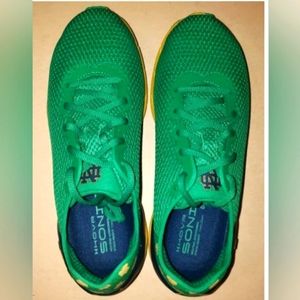 Size 10 - Under Armour Team HOVR Sonic 5 NCAA - Notre Dame - Mens